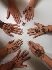 Hiša vseh generacij 13